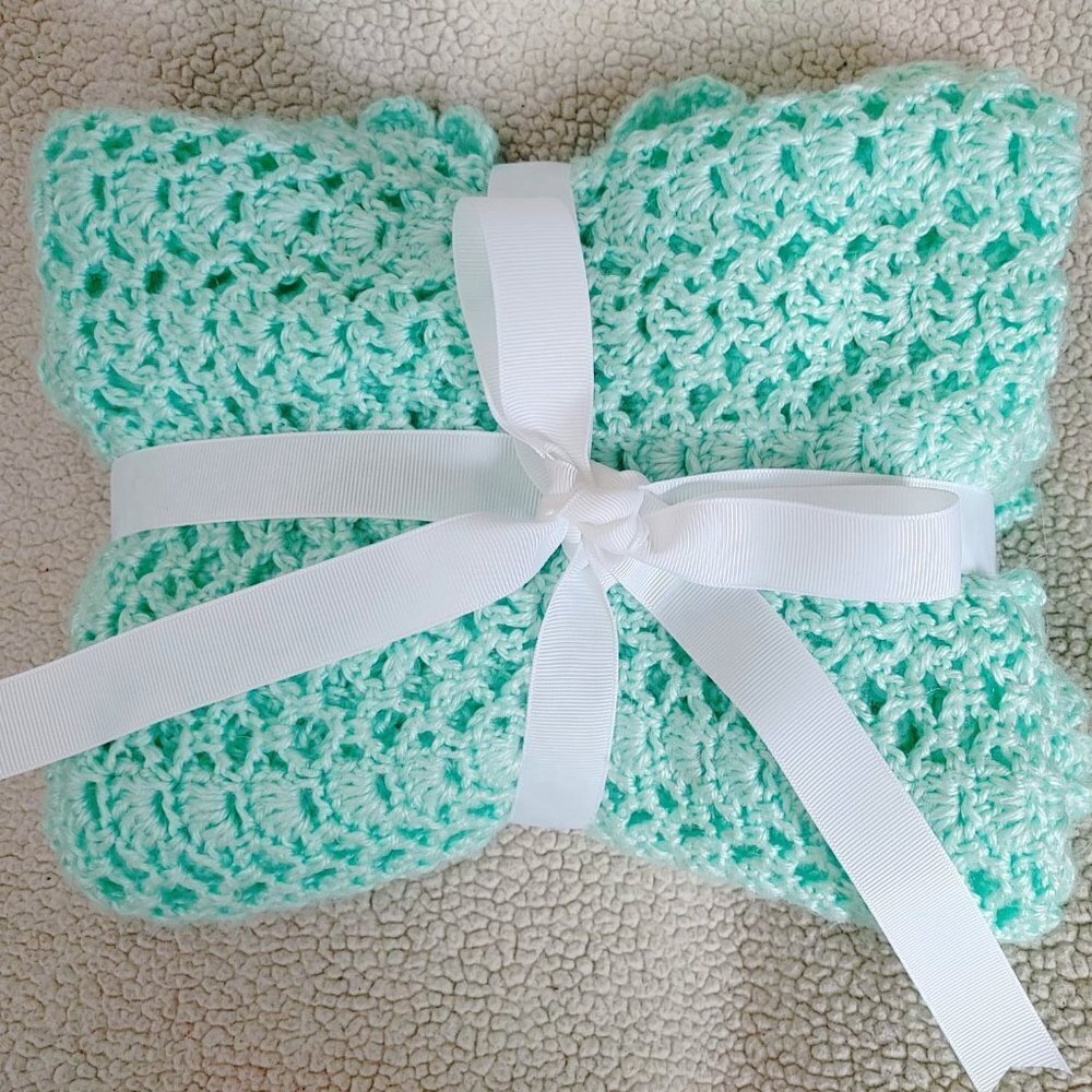 Beautiful Crochet BABY BLANKET Afghan soft Mint Green with Scalloped Handmade